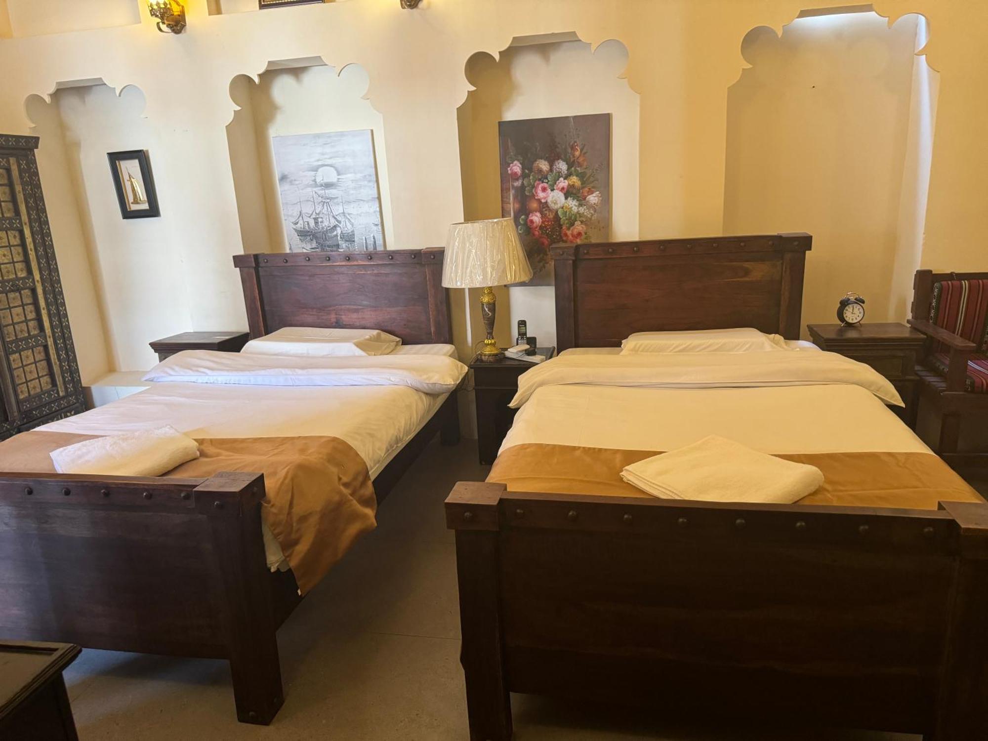 Heritage Home Guest House Дубай Екстериор снимка