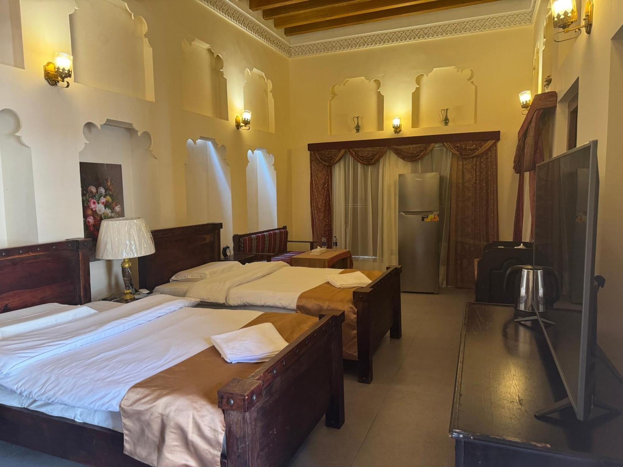 Heritage Home Guest House Дубай Екстериор снимка