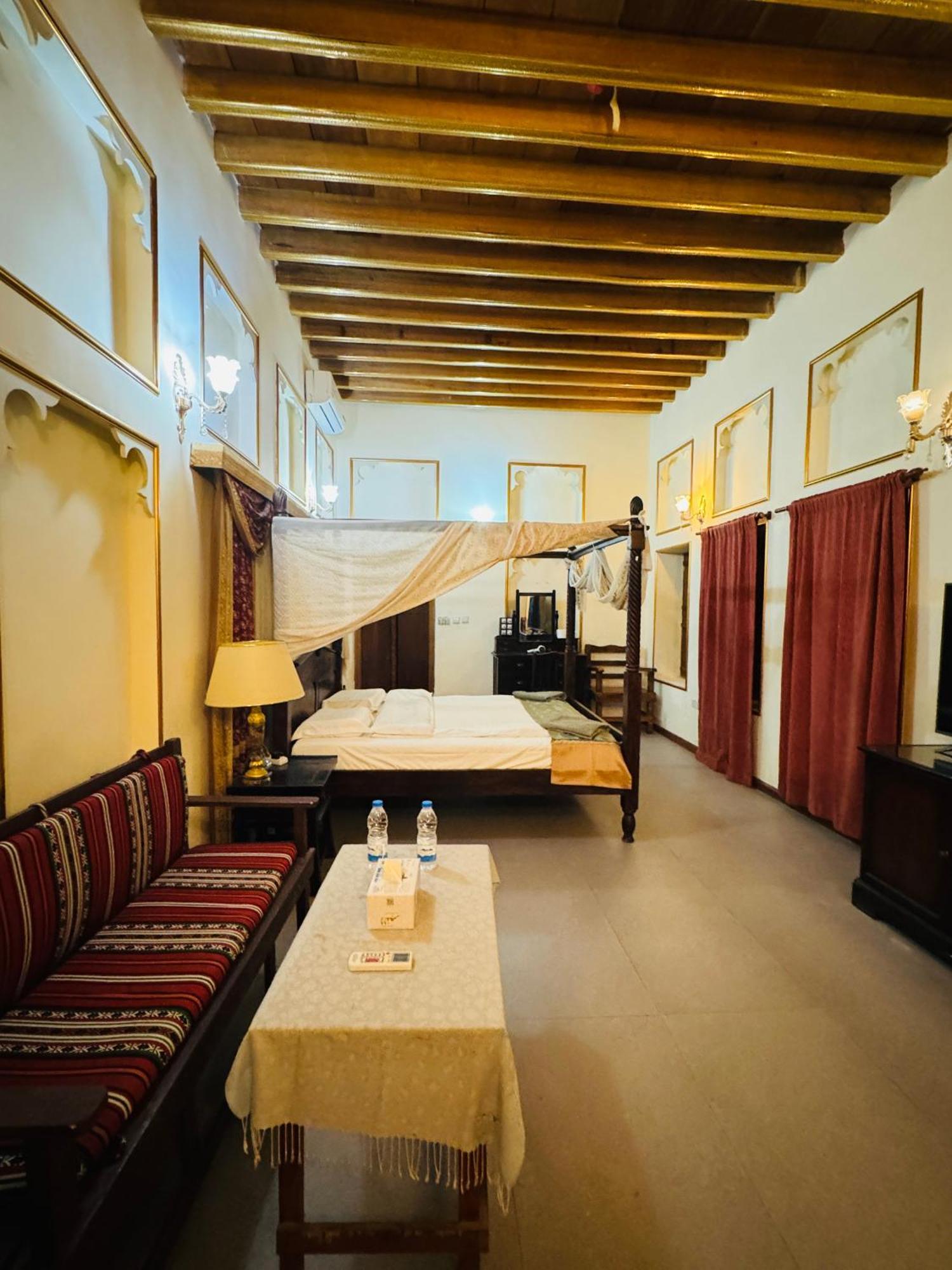 Heritage Home Guest House Дубай Екстериор снимка